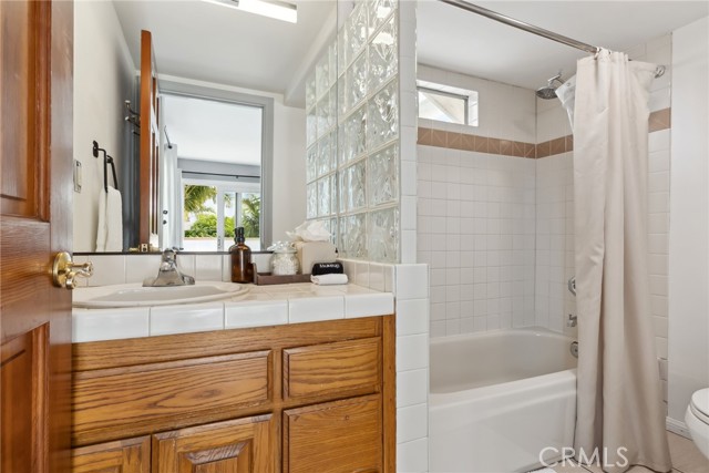 MLS #OC25184812 image #20