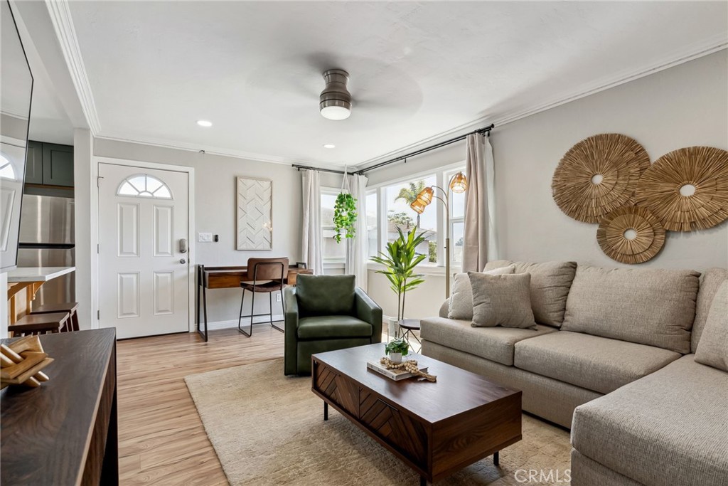 MLS #OC25184846 image #10