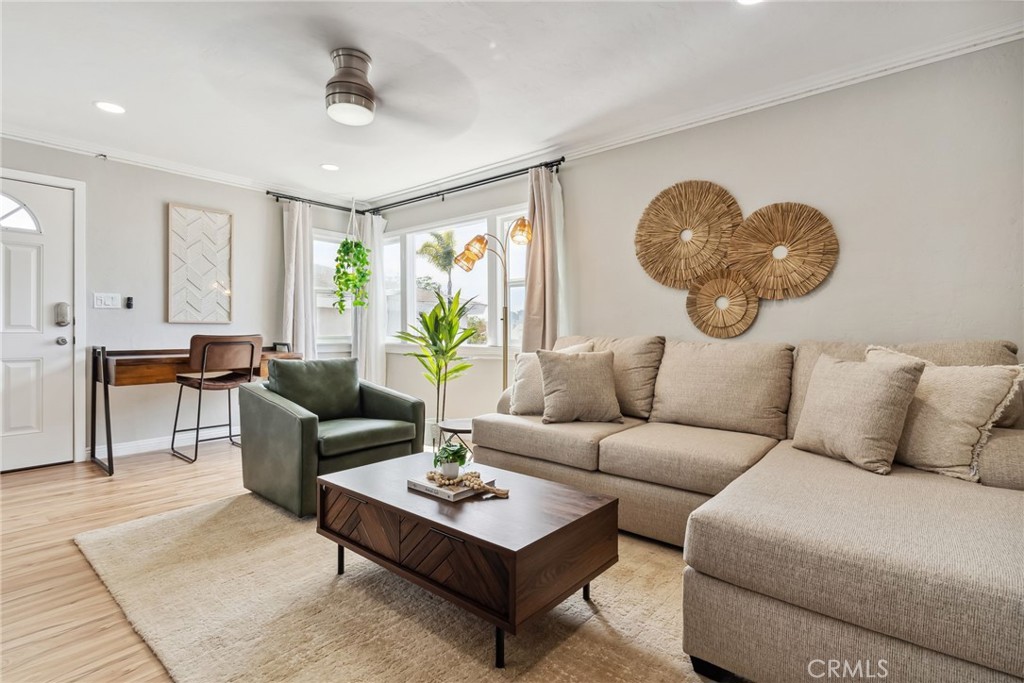 MLS #OC25184846 image #3