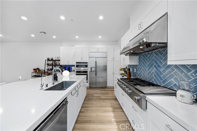 MLS #OC25185161 image #5