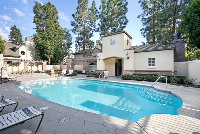 MLS #OC25185316 image #23