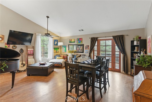 MLS #OC25185332 image #11