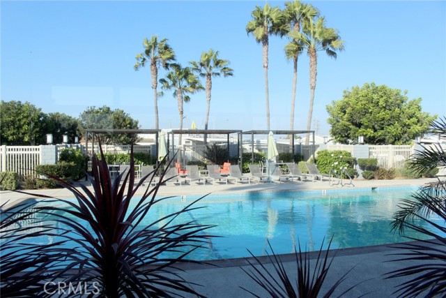 MLS #OC25185347 image #35