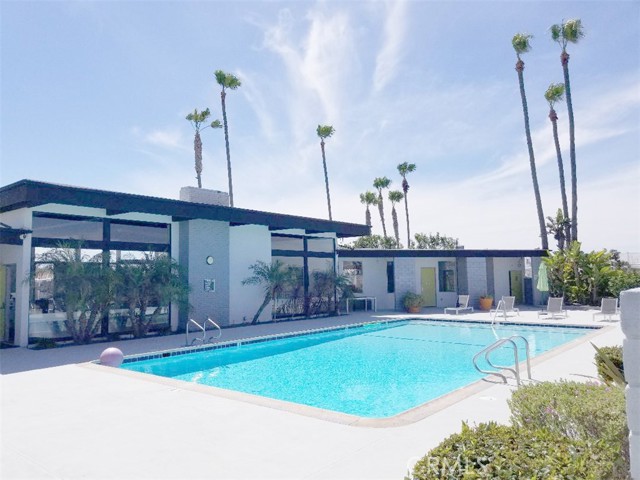 MLS #OC25185347 image #36