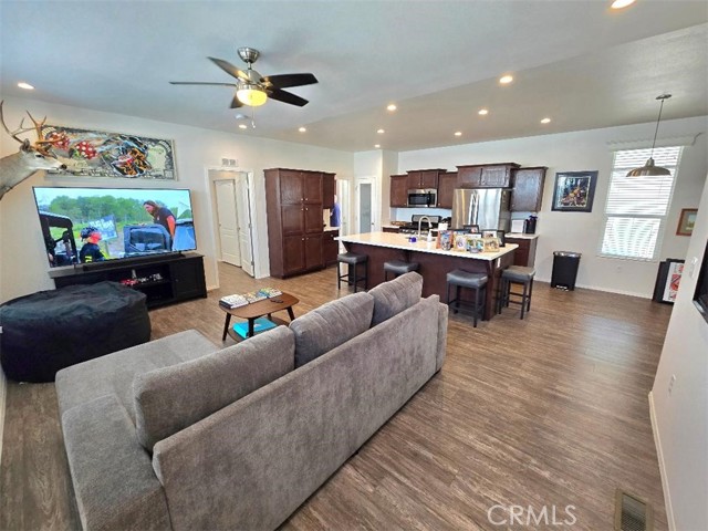 MLS #OC25185347 image #6