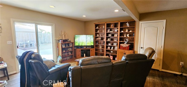 MLS #OC25185414 image #10