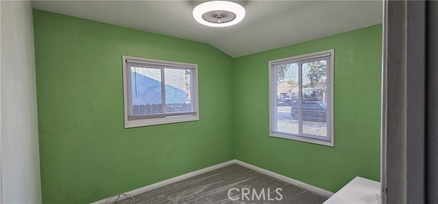 MLS #OC25185414 image #21