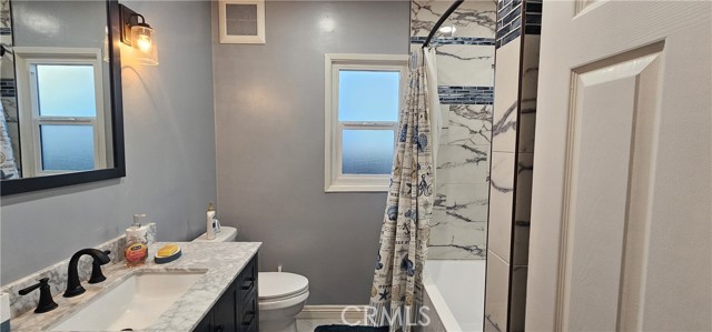 MLS #OC25185414 image #33