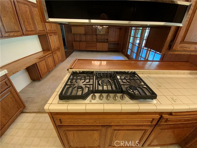 MLS #OC25185418 image #17