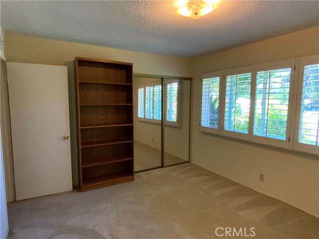 MLS #OC25185418 image #24