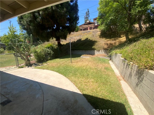 MLS #OC25185418 image #38