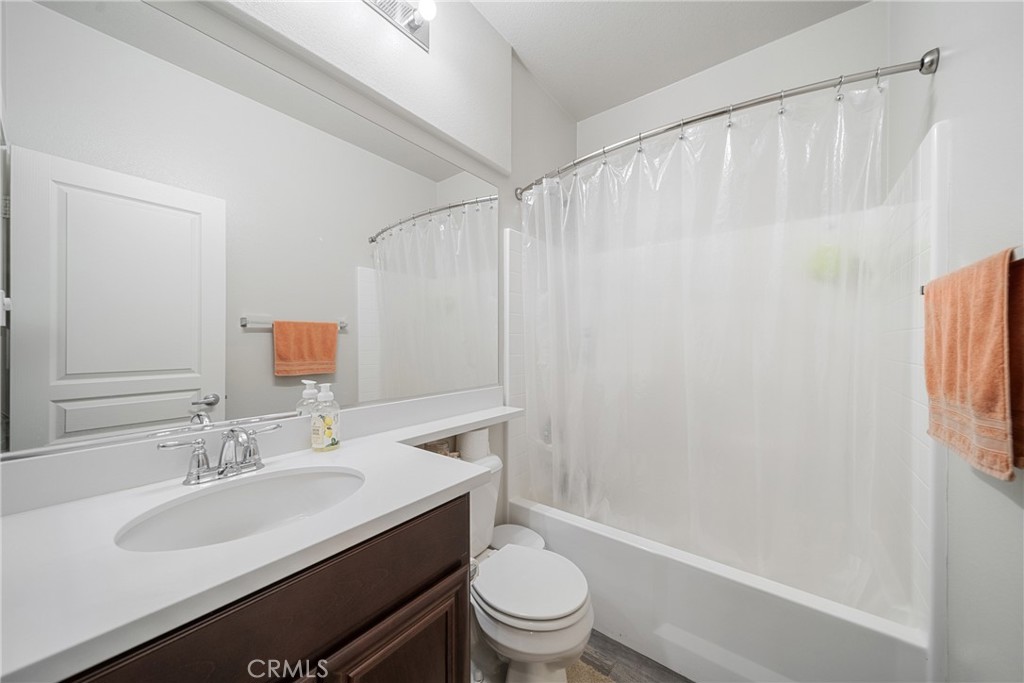 MLS #OC25185442 image #12