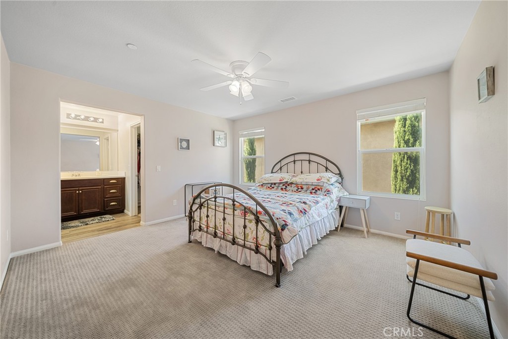 MLS #OC25185442 image #21