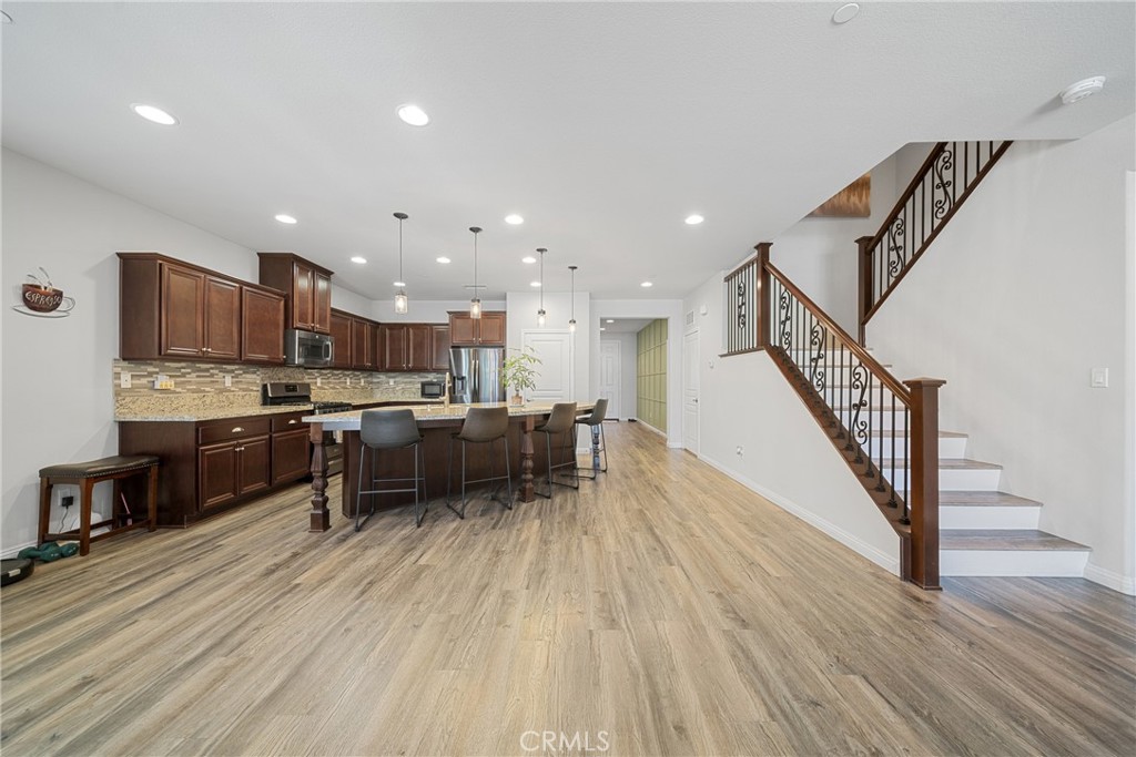 MLS #OC25185442 image #3