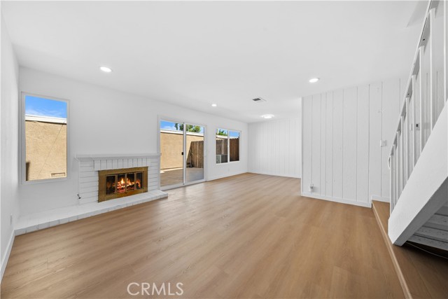 MLS #OC25185482 image #11