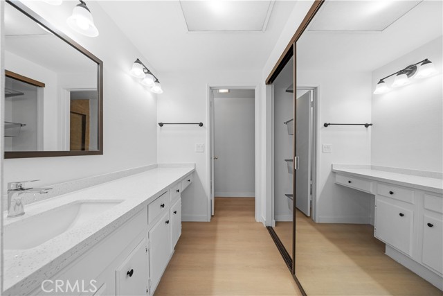 MLS #OC25185482 image #24