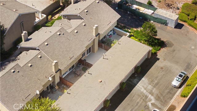 MLS #OC25185482 image #32