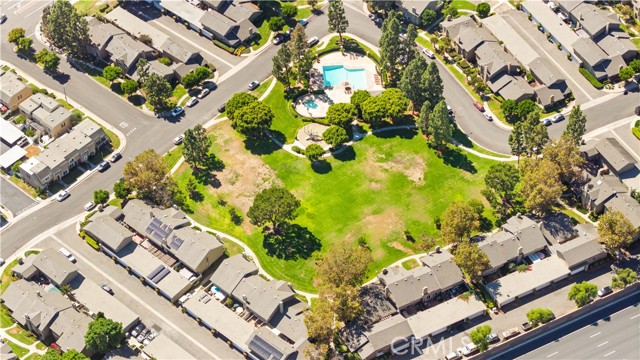 MLS #OC25185482 image #38