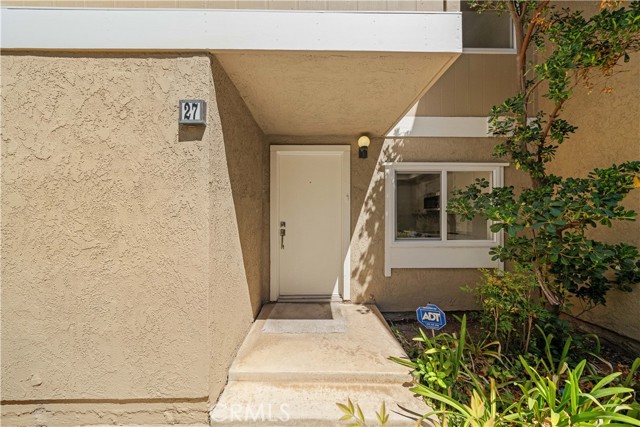 MLS #OC25185482 image #4