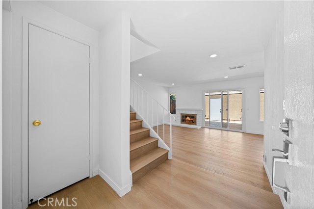 MLS #OC25185482 image #5