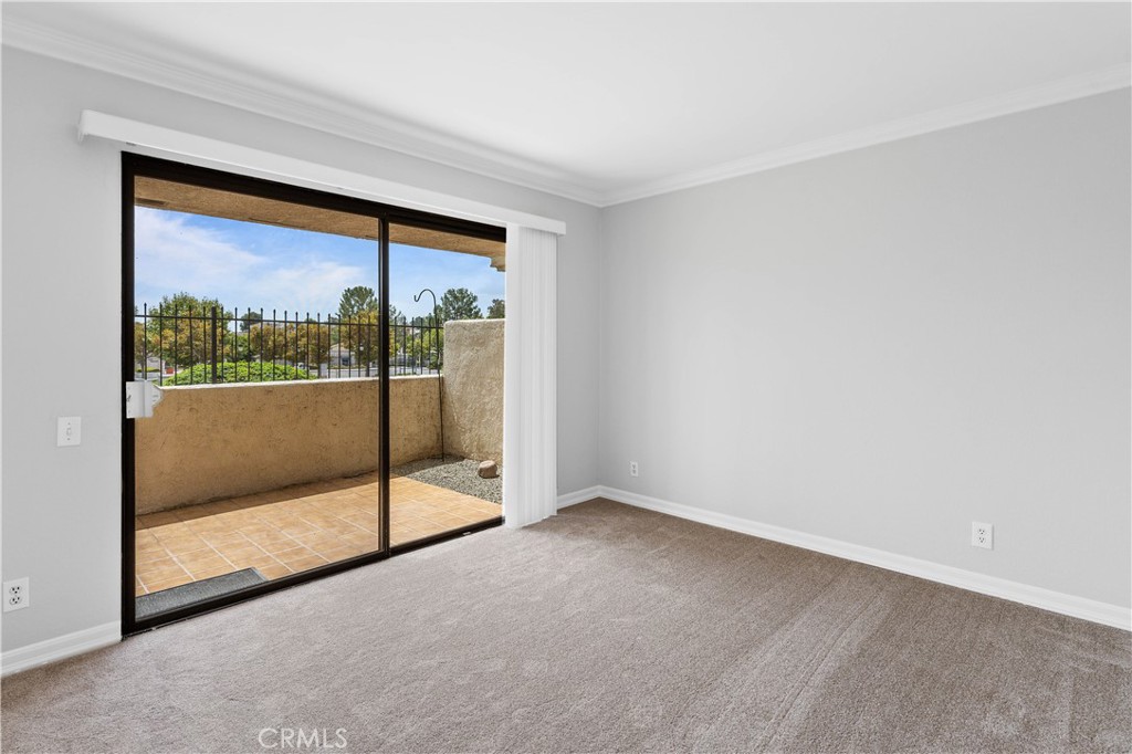 MLS #OC25185643 image #37