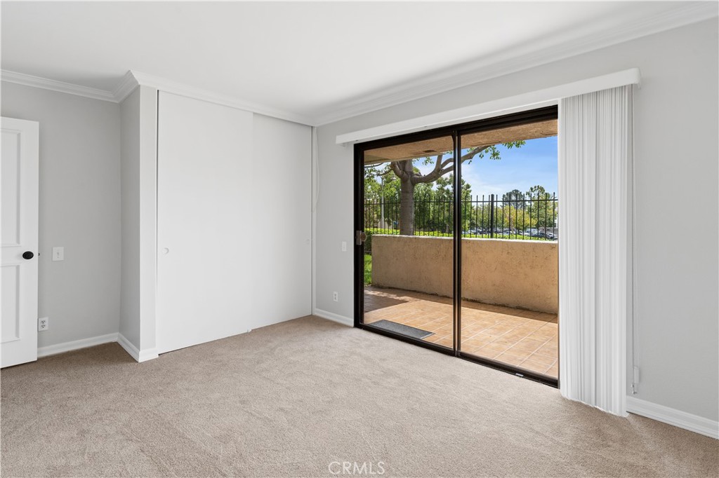 MLS #OC25185643 image #38