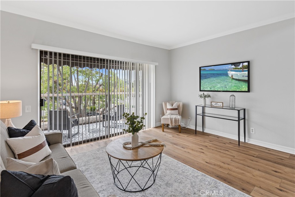 MLS #OC25185643 image #7