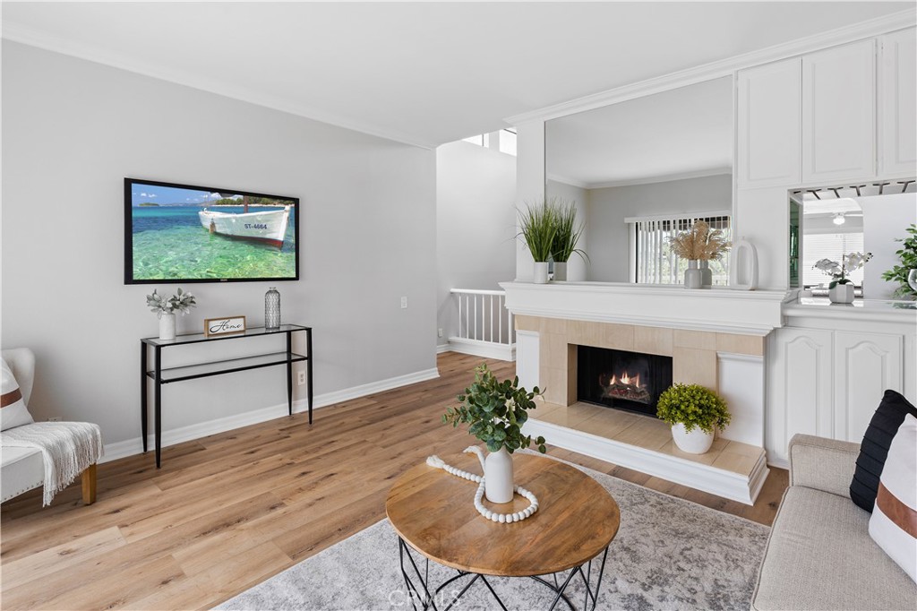 MLS #OC25185643 image #9