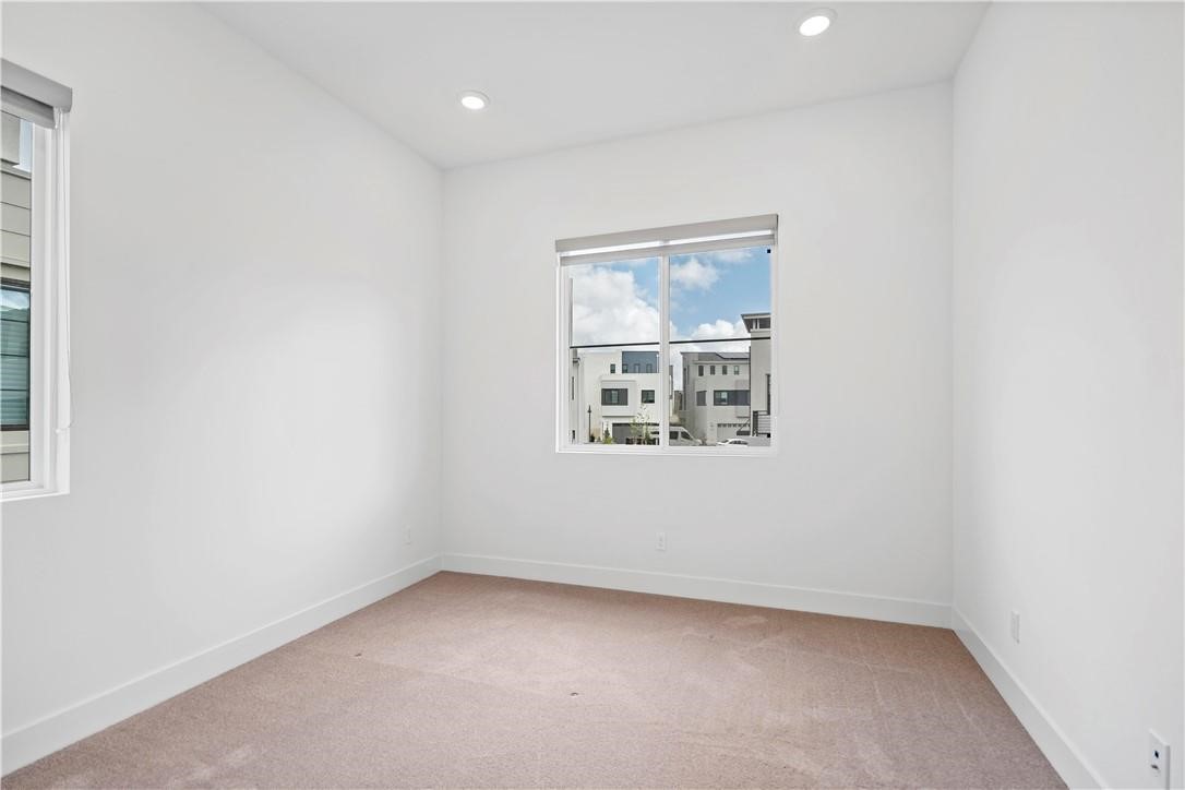 MLS #OC25185801 image #16