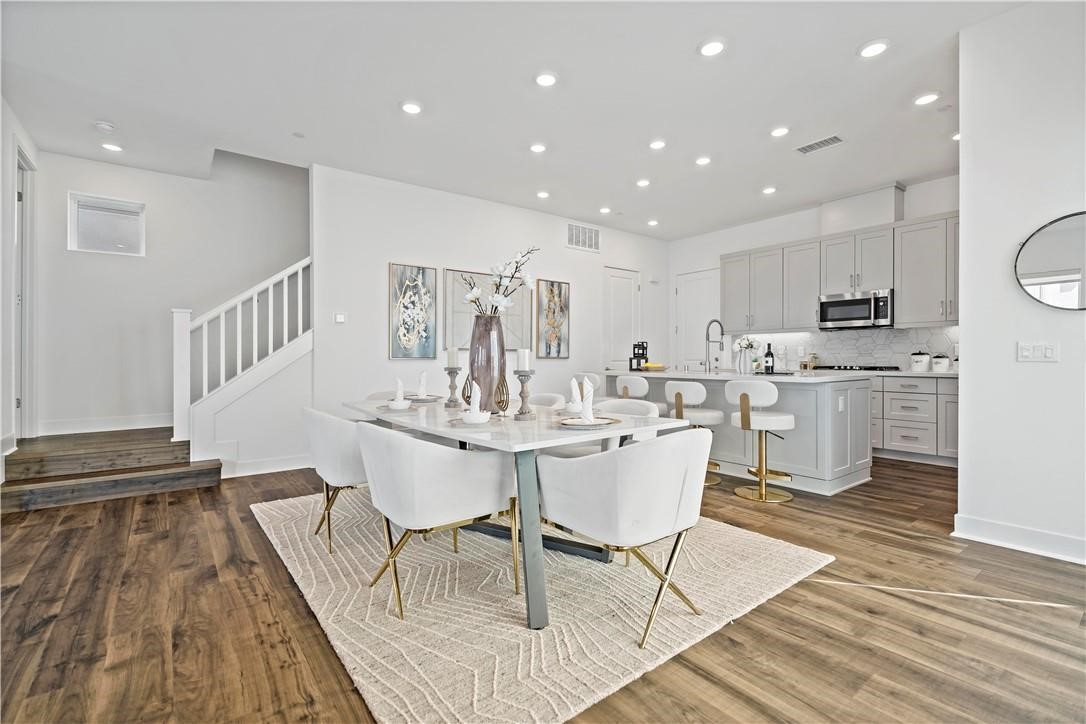 MLS #OC25185801 image #5