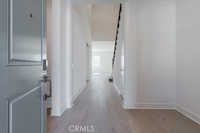 MLS #OC25185997 image #1