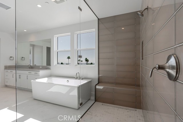 MLS #OC25185997 image #17