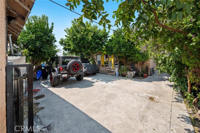 MLS #OC25186004 image #10