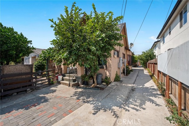 MLS #OC25186004 image #8