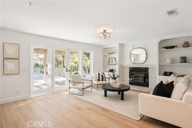 MLS #OC25186115 image #18