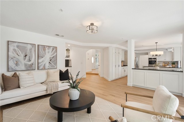 MLS #OC25186115 image #20