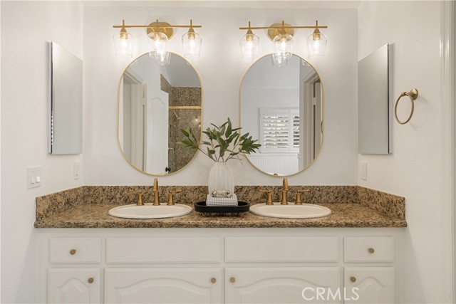 MLS #OC25186115 image #41