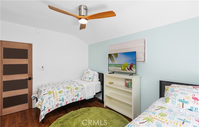 MLS #OC25186256 image #18