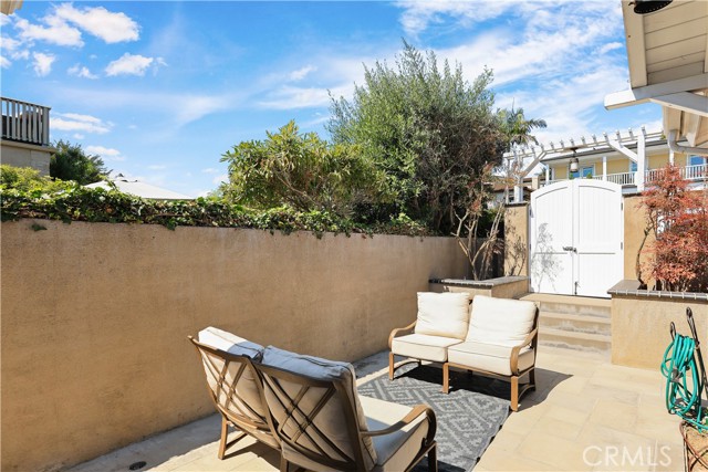 MLS #OC25186256 image #27