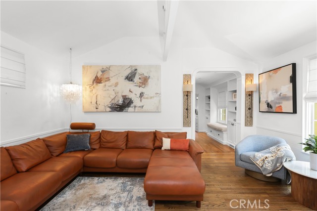 MLS #OC25186256 image #5