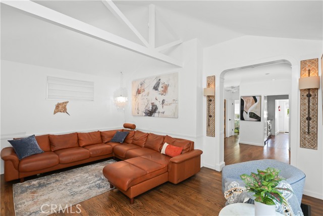 MLS #OC25186256 image #6