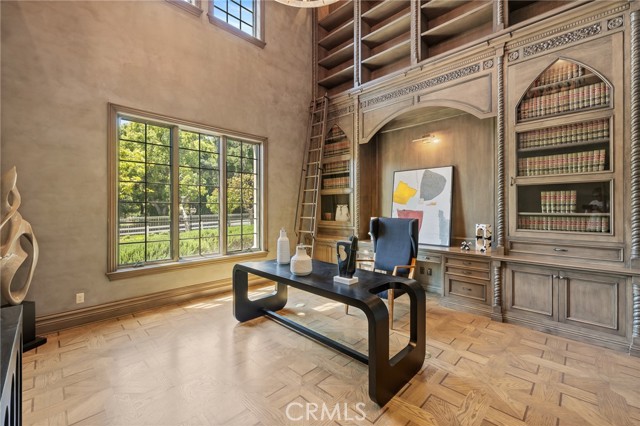 MLS #OC25186331 image #23