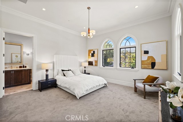 MLS #OC25186331 image #39