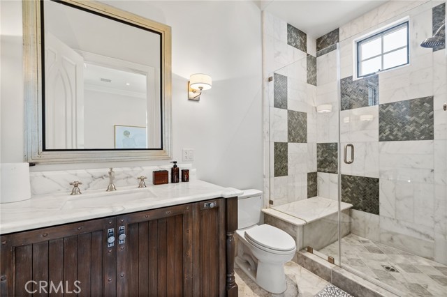 MLS #OC25186331 image #40