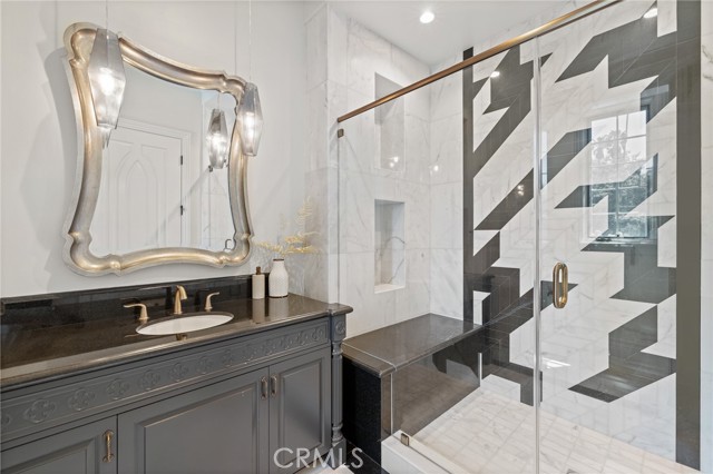 MLS #OC25186331 image #43