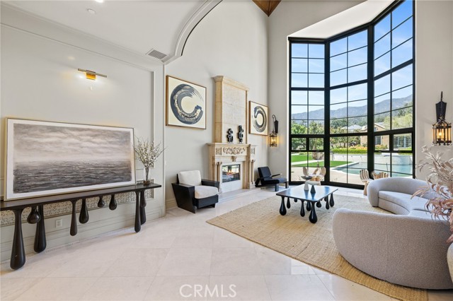 MLS #OC25186331 image #8