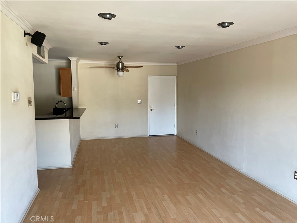 MLS #OC25186411 image #8