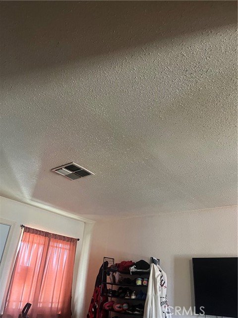 MLS #OC25186443 image #27