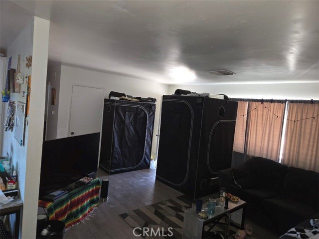 MLS #OC25186443 image #35