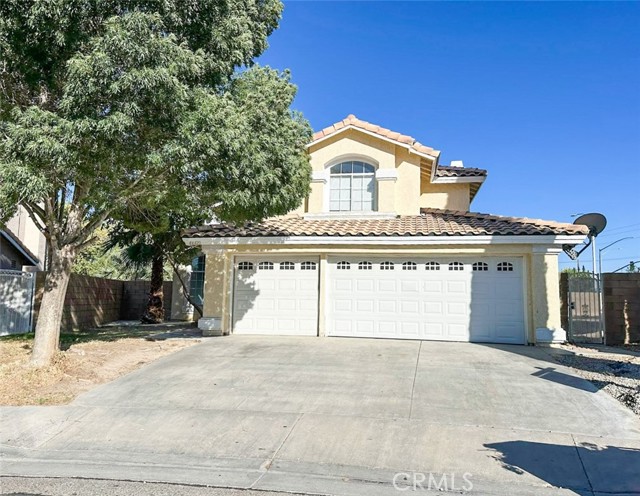 MLS #OC25186633 image #0